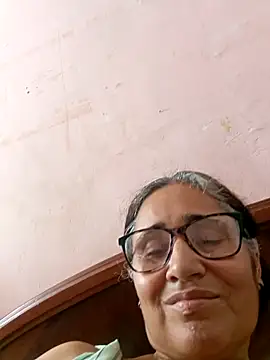Snapshot of _candi chatting on March 21, 5:23 pm candi online show from March 21, 5:23 pm