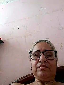 Snapshot of _candi chatting on September 11, 12:49 pm candi online show from September 11, 12:49 pm