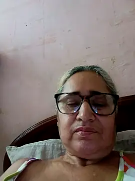 Snapshot of _candi chatting on September 24, 11:24 am candi online show from September 24, 11:24 am
