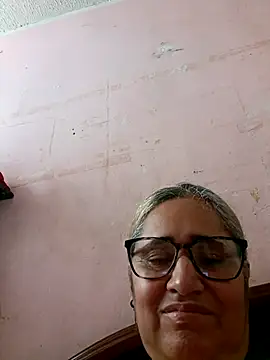 Snapshot of _candi chatting on October 3, 1:08 pm candi online show from October 3, 1:08 pm