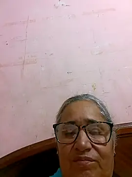 Snapshot of _candi chatting on October 5, 3:05 am candi online show from October 5, 3:05 am