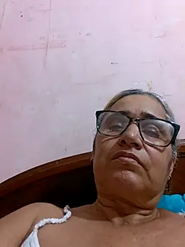 Snapshot of _candi chatting on October 7, 12:19 am candi online show from October 7, 12:19 am