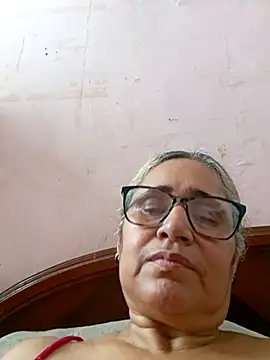 Snapshot of _candi chatting on October 12, 5:23 pm candi online show from October 12, 5:23 pm