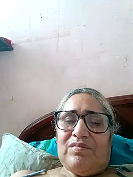 Snapshot of _candi chatting on October 23, 7:34 pm candi online show from October 23, 7:34 pm
