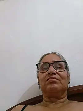 Snapshot of _candi chatting on July 18, 2:43 pm candi online show from July 18, 2:43 pm