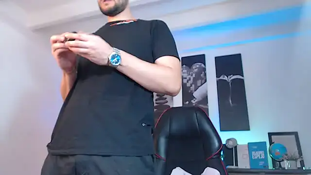 Jerry hot1 online show from February 18, 3:10 pm