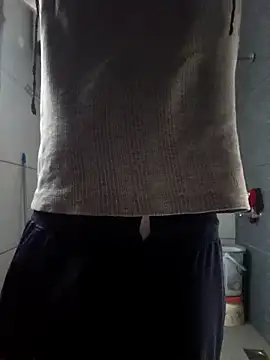 Snapshot of john10_singh chatting on February 6, 2:05 am john10 singh online show from February 6, 2:05 am