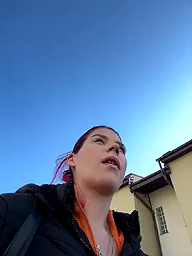 RiriRoseey online show from October 5, 7:28 am