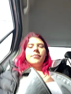 Snapshot of RiriRoseey chatting on February 1, 8:46 am RiriRoseey online show from February 1, 8:46 am