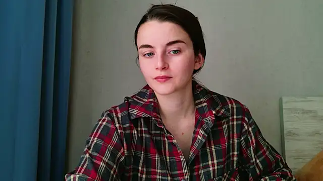 Miss Arwen online show from June 9, 6:36 am