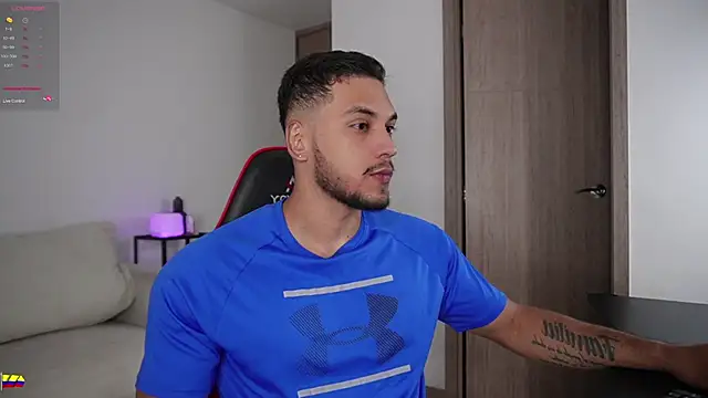 Snapshot of daniel_mejia1 chatting on February 24, 12:25 pm daniel mejia1 online show from February 24, 12:25 pm