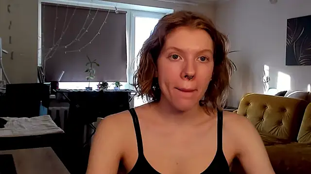 StellaDavis online show from February 20, 12:15 pm