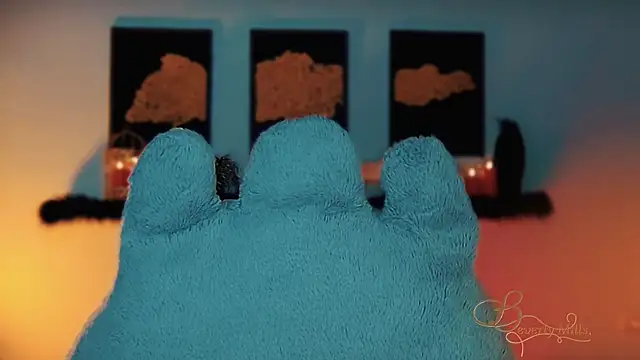 MissBeverlyMills online show from November 8, 2:34 am