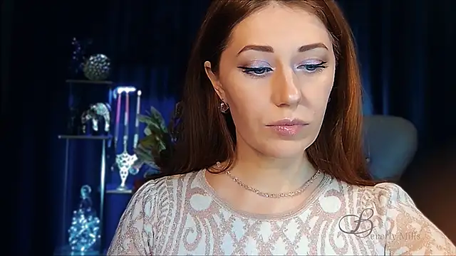 MissBeverlyMills online show from April 14, 4:13 pm