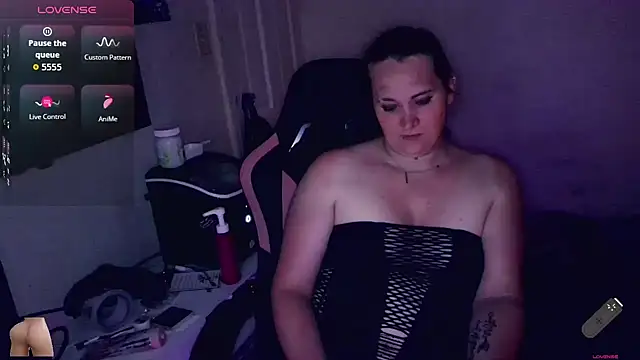 Snapshot of sweetmorgan1 chatting on June 22, 2:57 am sweetmorgan1 online show from June 22, 2:57 am