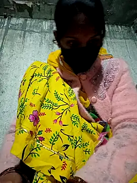 Snapshot of Anushka_Ji chatting on January 6, 4:44 pm Anushka Ji online show from January 6, 4:44 pm