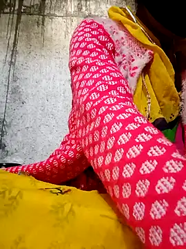 Snapshot of Anushka_Ji chatting on January 22, 3:31 am Anushka Ji online show from January 22, 3:31 am