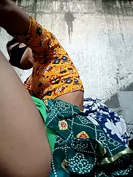 Snapshot of Anushka_Ji chatting on January 24, 3:32 am Anushka Ji online show from January 24, 3:32 am