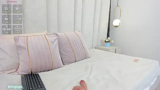 im giselle  online show from April 22, 5:43 am