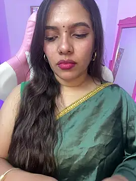 Snapshot of krishaa_ chatting on April 25, 5:32 pm krishaa online show from April 25, 5:32 pm