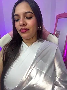 Snapshot of krishaa_ chatting on May 2, 4:12 pm krishaa online show from May 2, 4:12 pm