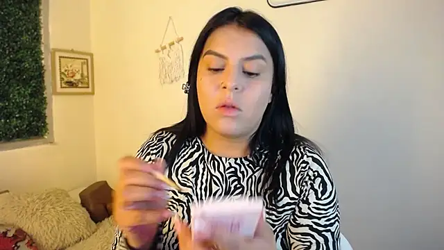  poison sweet online show from July 7, 4:44 pm