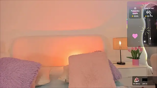 Megan-holly online show from October 25, 8:47 pm