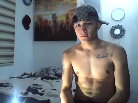 Snapshot of Pharaon_71 chatting on February 12, 3:51 am Pharaon 71 online show from February 12, 3:51 am