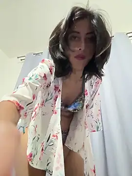 Anahi cake online show from May 1, 5:34 am