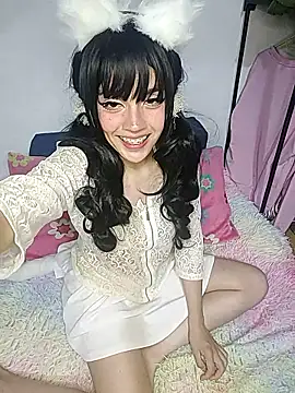 Your-horny-petite online show from January 16, 6:39 am