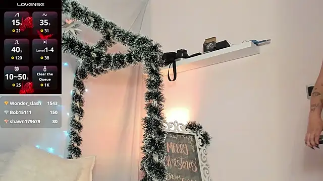 atena hill online show from December 24, 7:22 pm