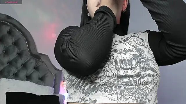 atena hill online show from November 3, 7:26 pm