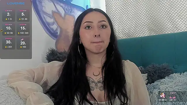 v1cky  online show from January 10, 9:42 pm