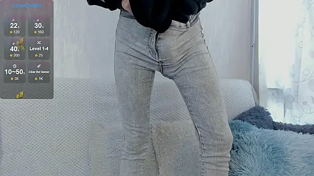 v1cky  online show from February 21, 9:54 pm