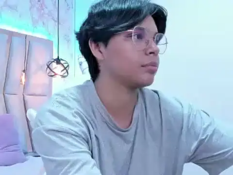 Emmapark  online show from February 25, 12:47 am