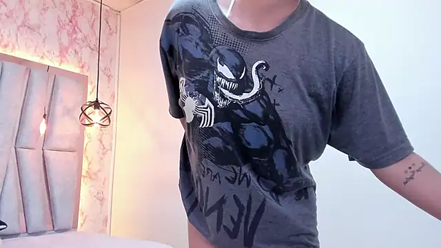 Emmapark  online show from March 12, 9:45 pm