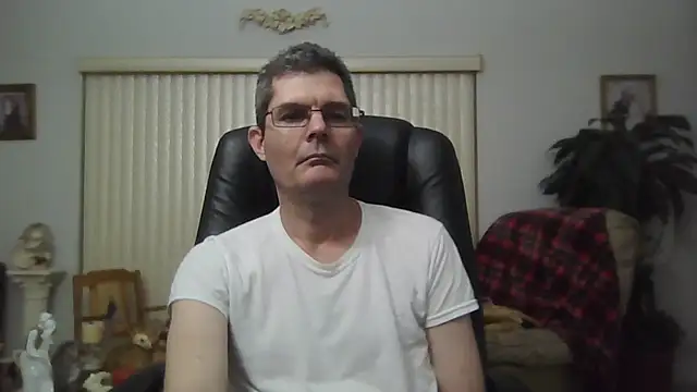 Snapshot of Copfiremen4566 chatting on February 9, 5:22 am Copfiremen4566 online show from February 9, 5:22 am