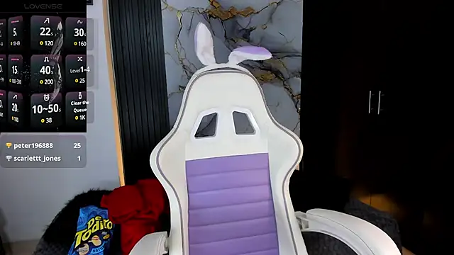 Madison Jackson online show from March 8, 1:06 am