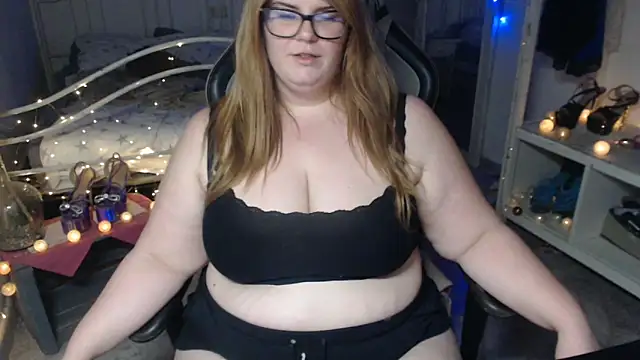 ZoeyLey online show from March 15, 10:22 pm