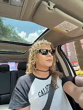 Georgiafox online show from October 2, 4:25 pm