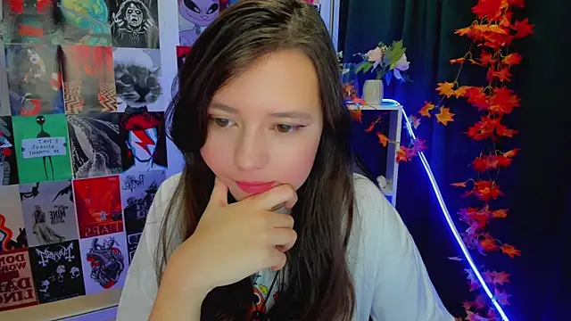 Lina Brownie online show from December 19, 2:34 am