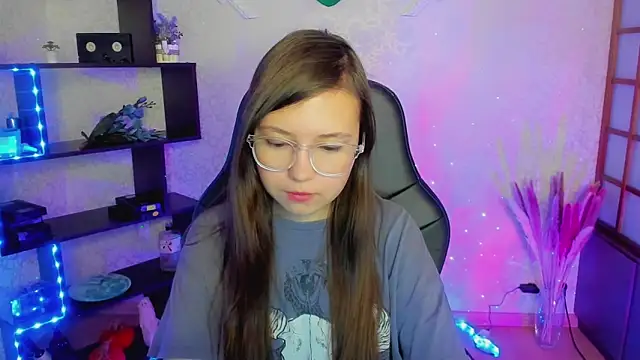 Lina Brownie online show from January 5, 2:06 am