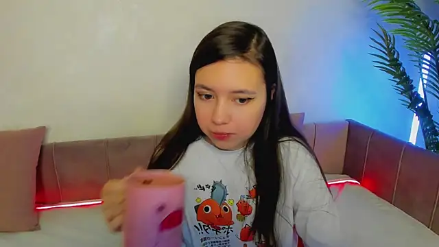 Lina Brownie online show from January 7, 3:03 am