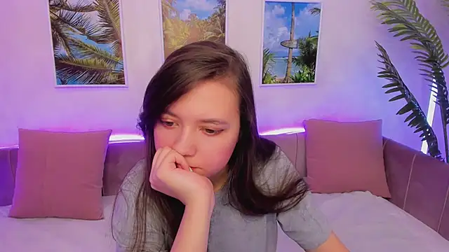 Lina Brownie online show from January 15, 5:40 am