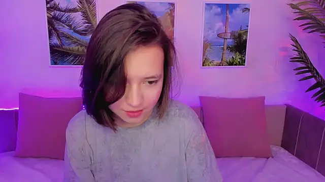 Lina Brownie online show from January 18, 2:14 am