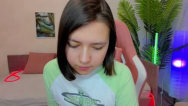 Lina Brownie online show from February 4, 5:21 am