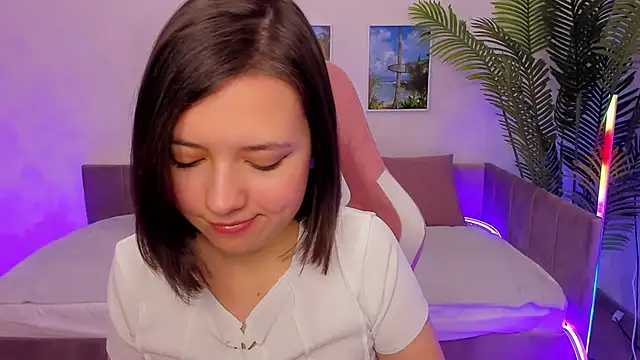 Lina Brownie online show from February 22, 4:51 am