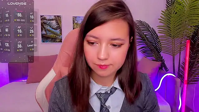 Lina Brownie online show from September 18, 3:41 am