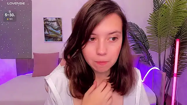 Lina Brownie online show from September 21, 2:35 am