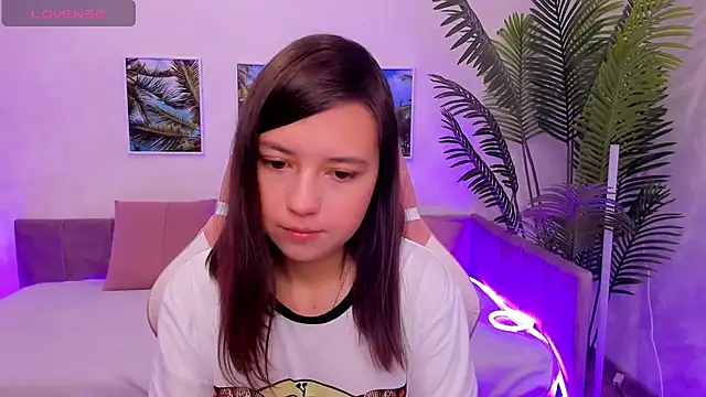 Lina Brownie online show from October 9, 3:04 am